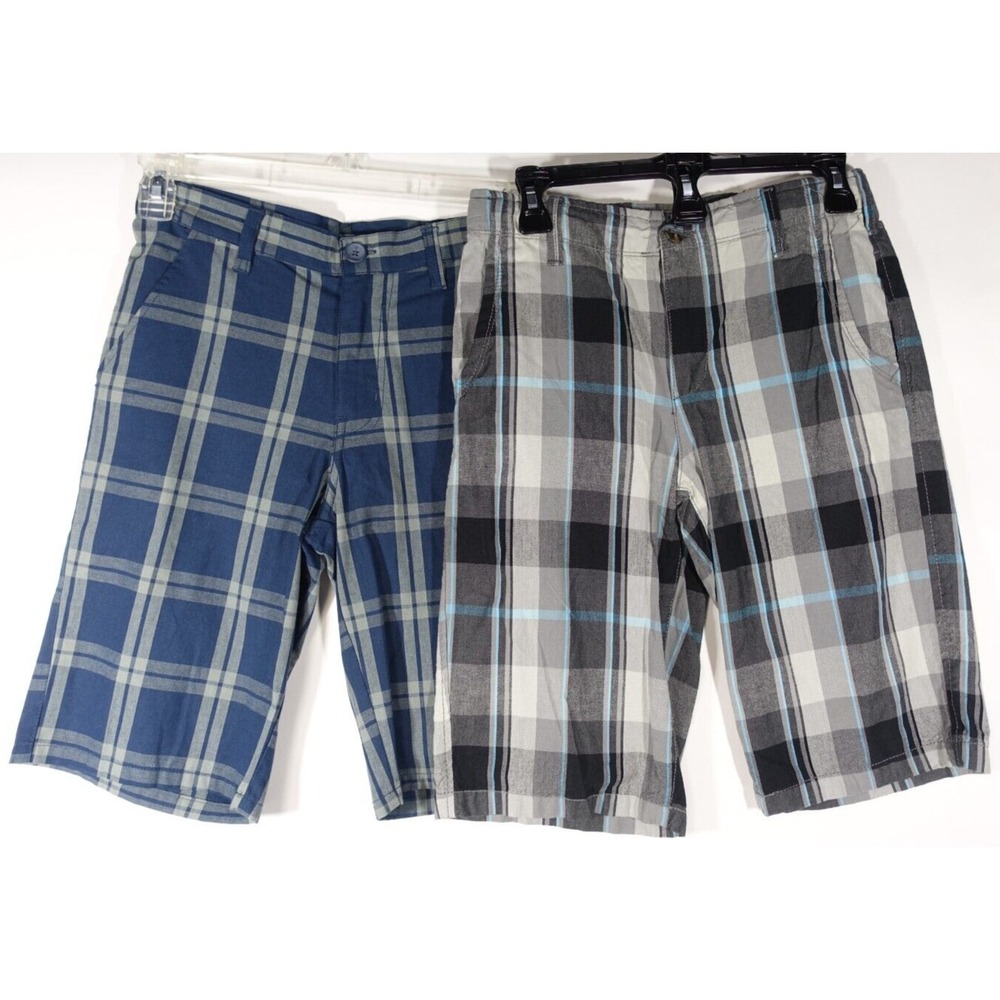 Lot of 2 Casual Shorts Boys 16 Flat Front Cotton Zoo York Arizona